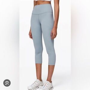 Lululemon align Chambray crop 21” size 6